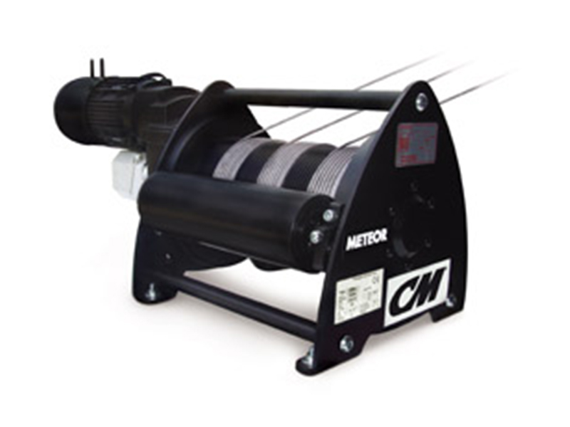 SW-E 标准电动钢丝绳卷扬机（舞台用）